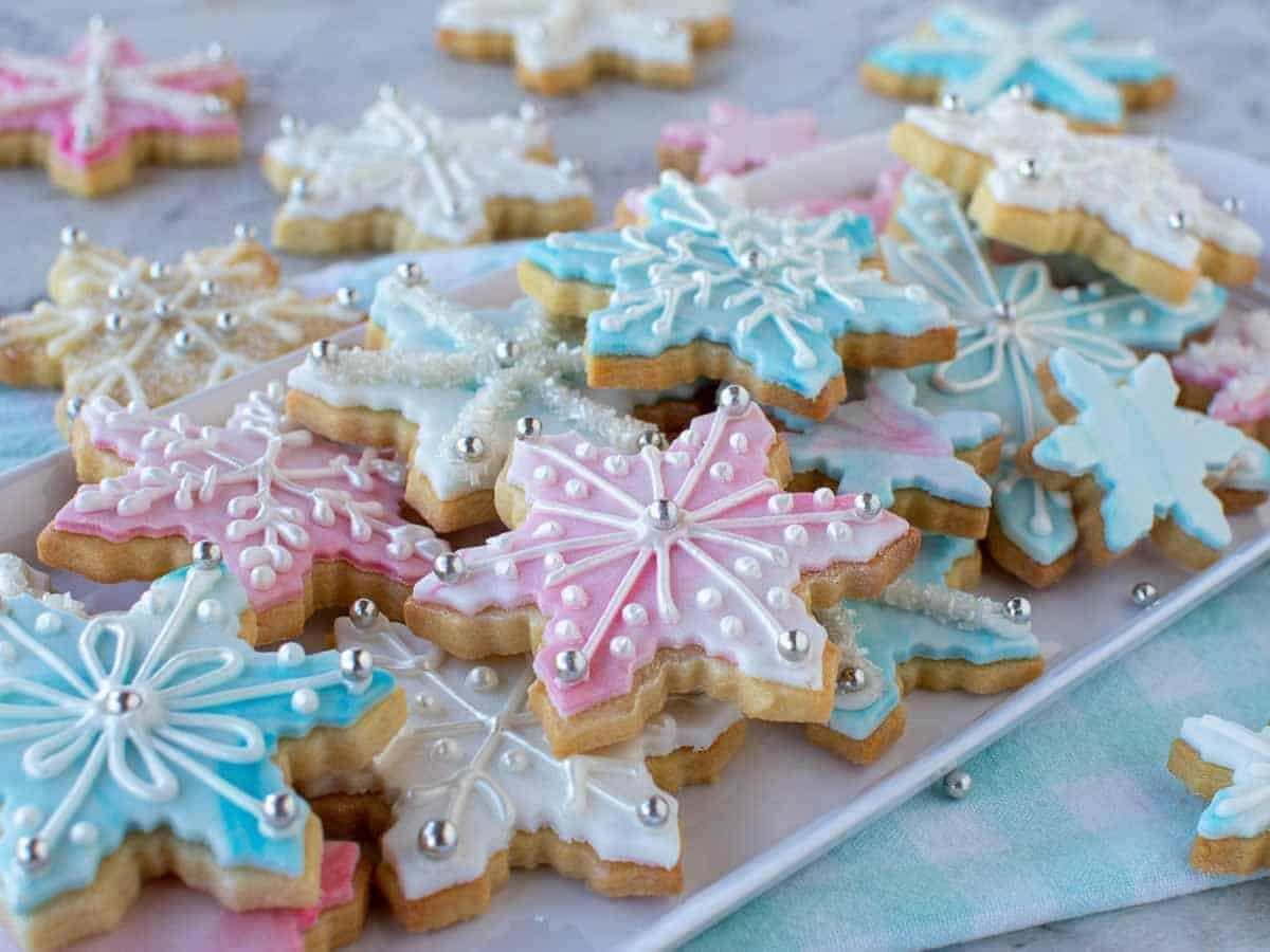 Snowflake shaped cookies for Disney Frozen party snack