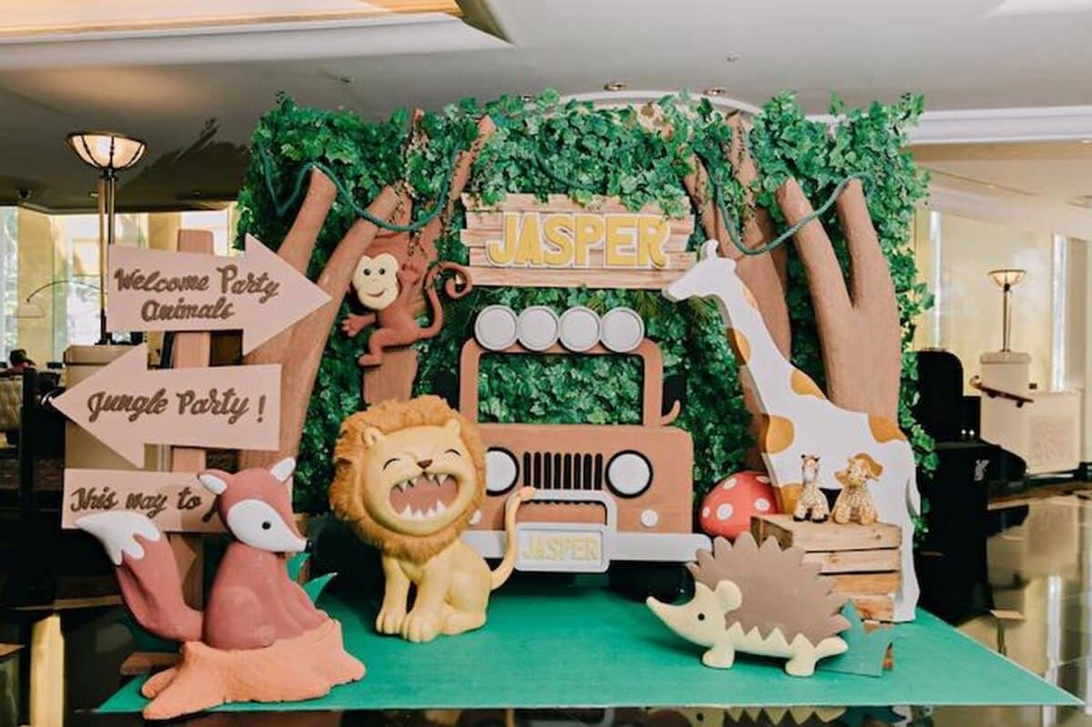 Cute Jungle Birthday Decor