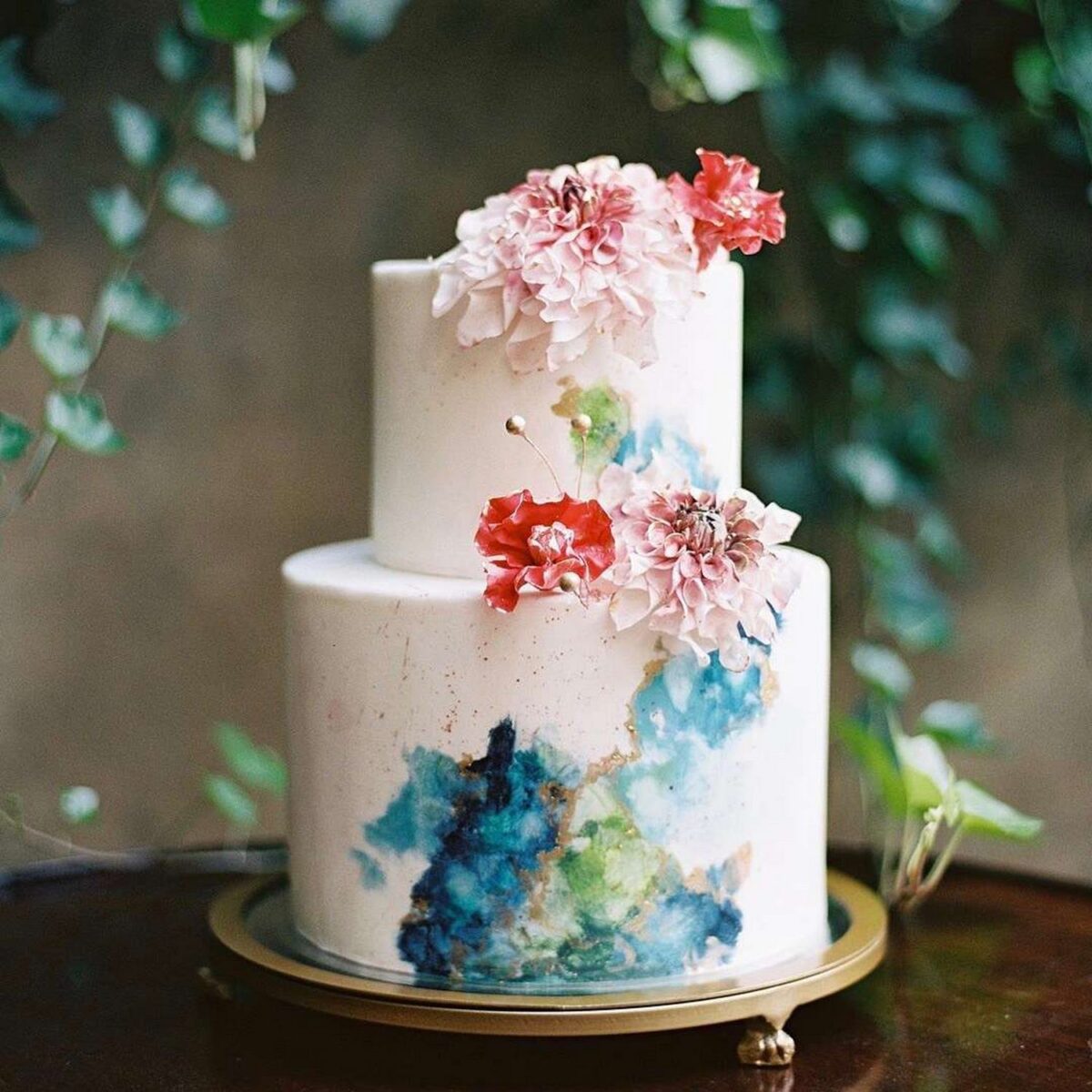 2-Tiered Marble Painted Wedding Cake