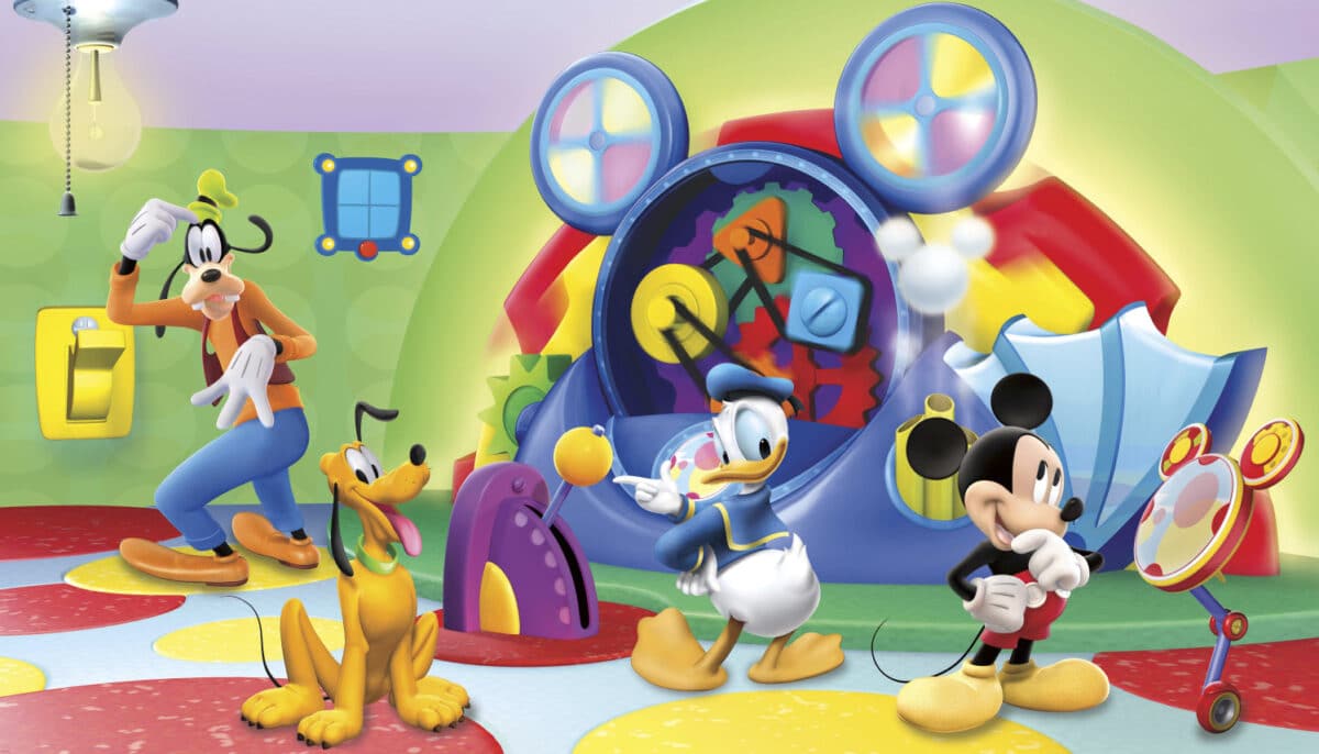 Mickey And Friends at Mickey's Clubhouse 