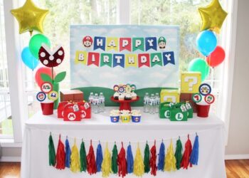 Super Mario Birthday Party Table Setup