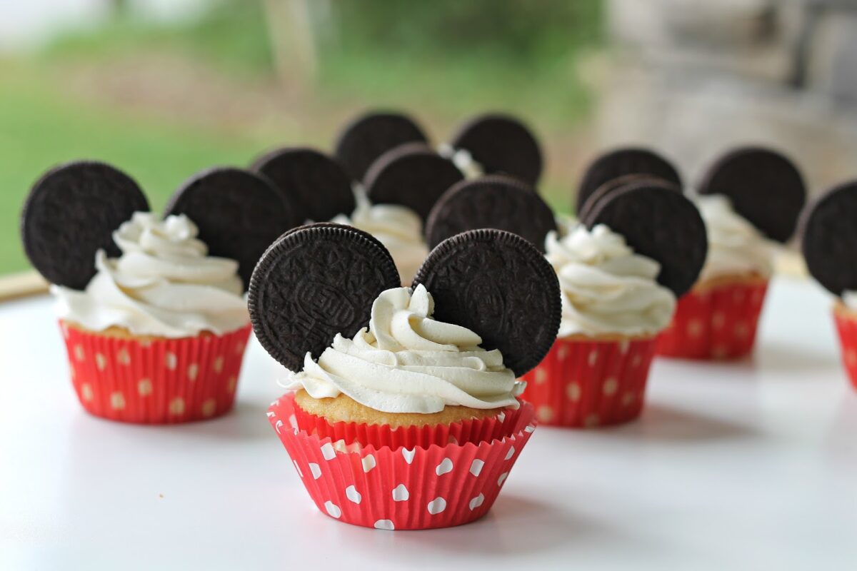 Mickey Mouse Oreo Ears Cupcakes